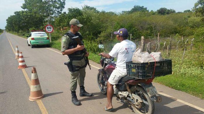 Policia Militar faz blitz educativas em Redenção do Gurguéia - Imagem 5