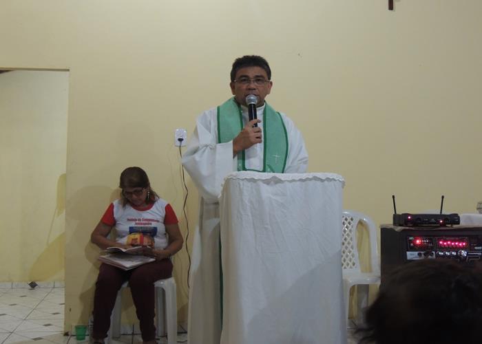 Padre Paulo Sergio (Crédito: Edinardo Pinto )