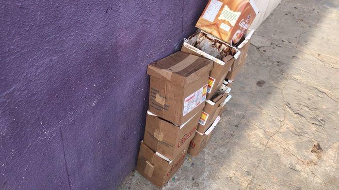 Produtos descartados por comerciante em Pio IX (Crédito: Registro Pessoal)