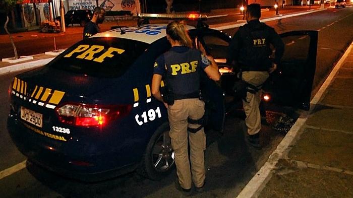 Equipe da PRF de Parnaíba que realizou a apreensão. (Crédito: Kairo Amaral)