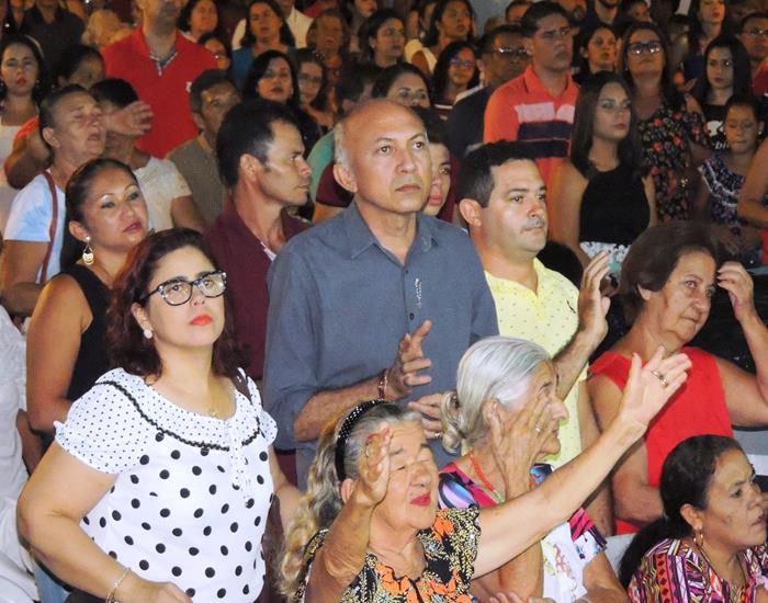 Prefeita de Altos Patrícia Leal e esposo Warton Lacerda (Crédito: Edinardo Pinto )