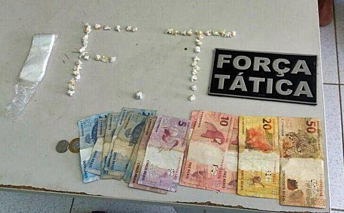 Material apreendido pela Força Tática.  (Crédito: Kairo Amaral)