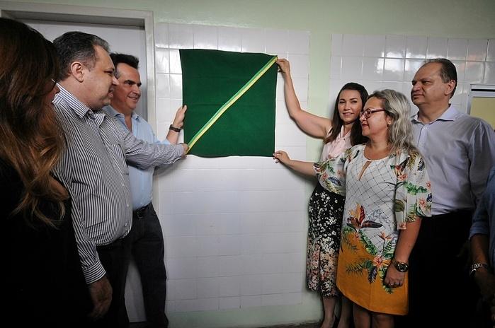 O ministro e a governadora em exercício inauguraram a agência transfusional do HEDA. (Crédito: Paulo Barros)