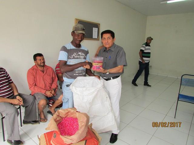 Dr.Zé Maria Distribui Sementes de MIlho - Imagem 12