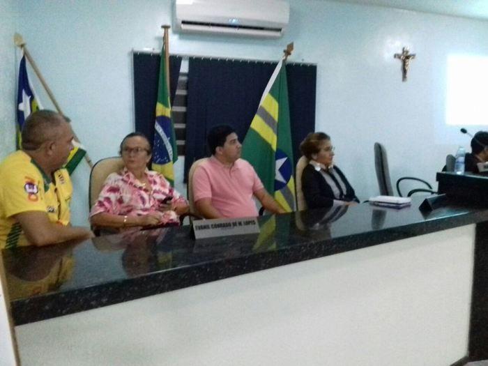 Prefeito Valmir Barbosa participa de reunião com SINDSERMDEL - Imagem 22