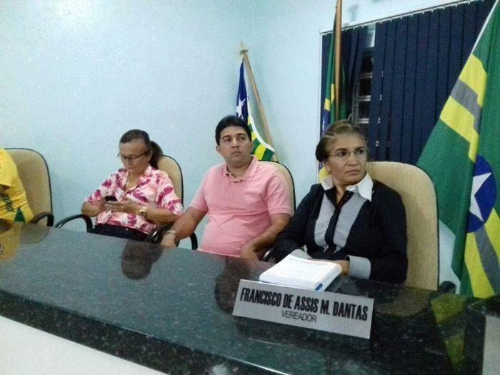 Prefeito Valmir Barbosa participa de reunião com SINDSERMDEL - Imagem 18