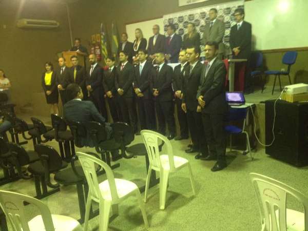 Vice-Prefeito de Santo Inácio participa de posse de novos delegados - Imagem 4