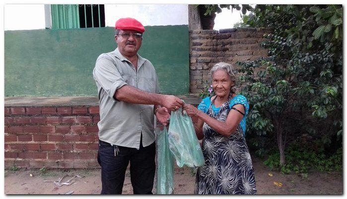 Famílias do Município de Inhuma recebem Cestas com Alimentos - Imagem 47