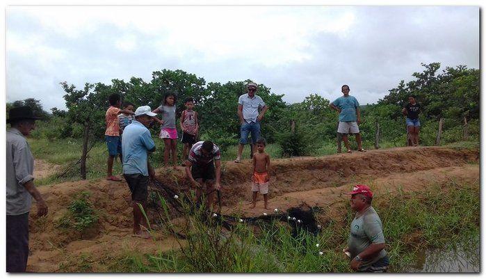 Famílias do Município de Inhuma recebem Cestas com Alimentos - Imagem 24