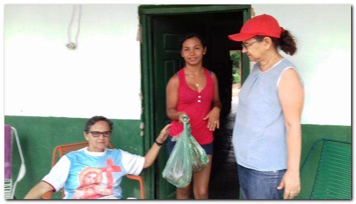 Famílias do Município de Inhuma recebem Cestas com Alimentos - Imagem 49