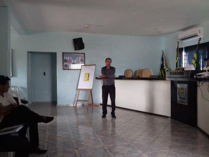 Secretaria Municipal de Saúde realiza reunião em DEL - Imagem 33