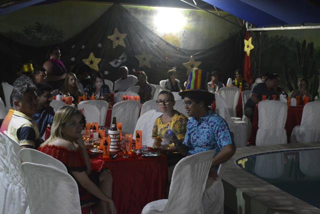 Empresário Carlos José ganha festa em seu aniversario. Veja fotos - Imagem 3