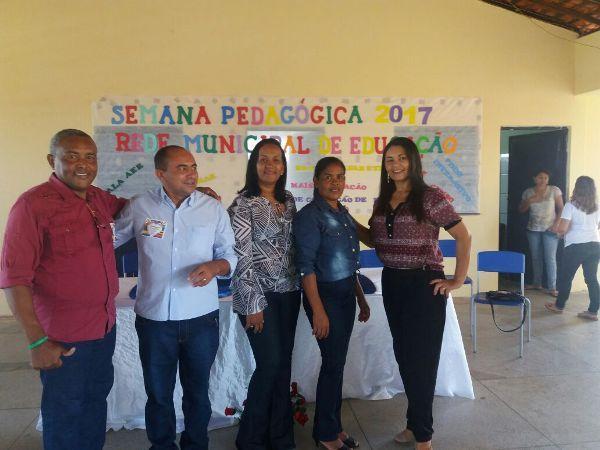 Semana pedagógica é realizada em Santo Inácio - Imagem 25