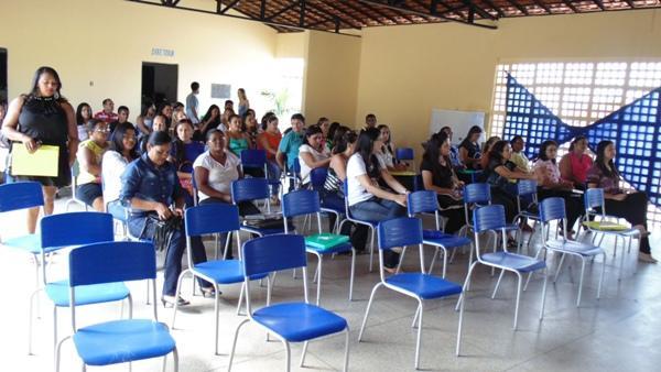 Semana pedagógica é realizada em Santo Inácio    - Imagem 6