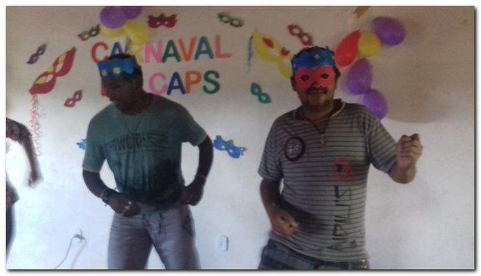 CAPS realiza carnaval para os usuários - Imagem 22
