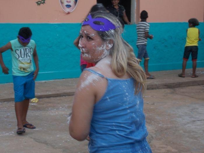 Jovens e crianças participam do tradicional carnaval do SCFV. - Imagem 29