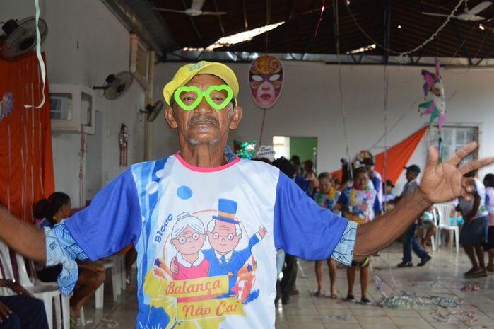 SEMTAS realiza tradicional Carnaval do Idoso  - Imagem 4
