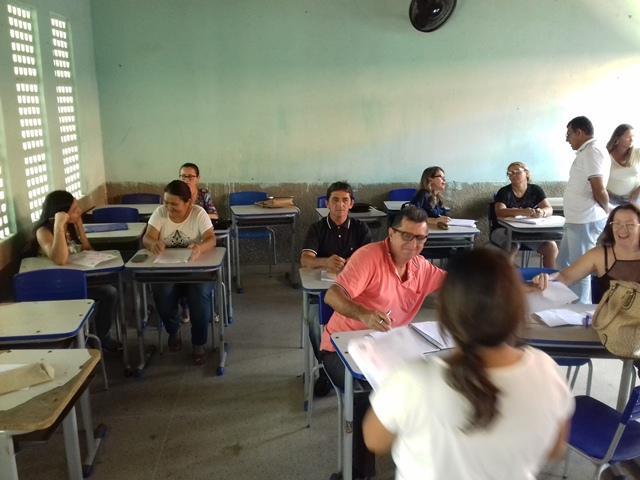 Secretaria de Educação realiza planejamento Curricular em DEL - Imagem 34