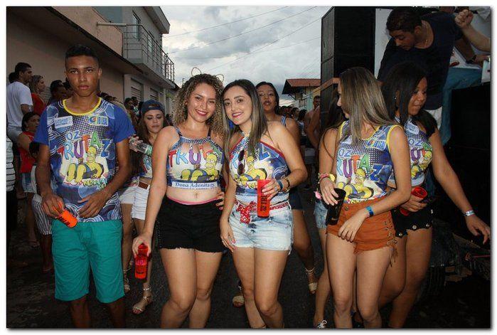 Desfile dos blocos em Inhuma fascinam por onde passam   - Imagem 72