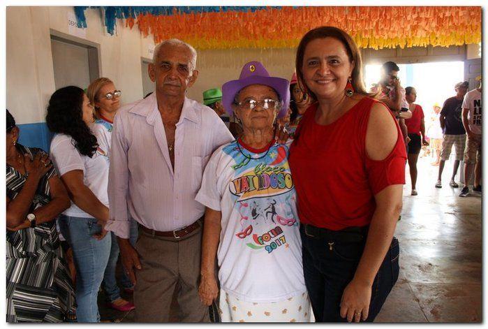 SEMTAC realiza o Carnaval do Idoso-edição 2017 - Imagem 80