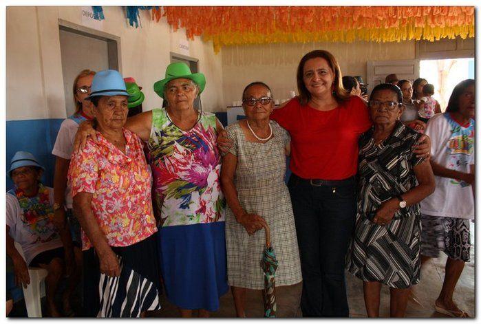 SEMTAC realiza o Carnaval do Idoso-edição 2017 - Imagem 78