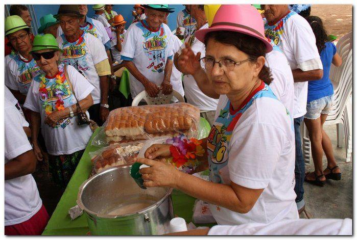SEMTAC realiza o Carnaval do Idoso-edição 2017 - Imagem 72