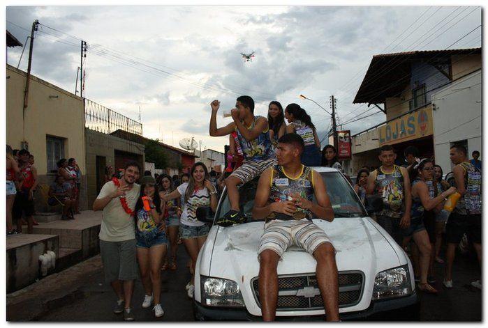 Desfile dos blocos em Inhuma fascinam por onde passam   - Imagem 68
