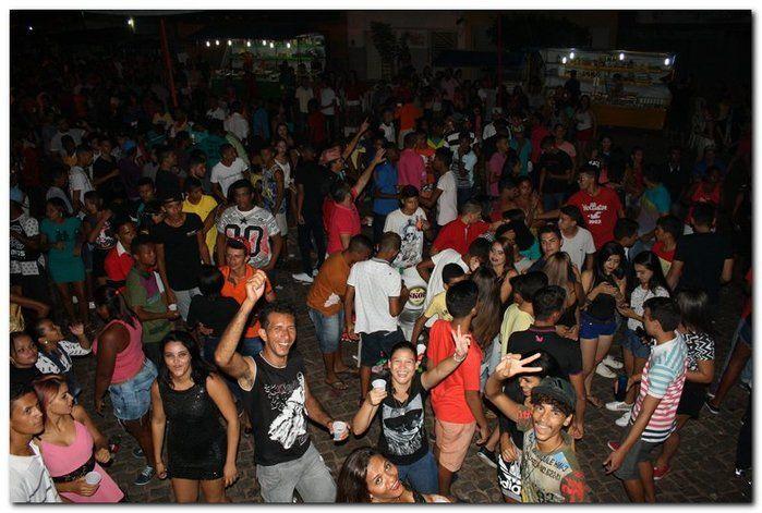 Carnaval de Inhuma atrai muitos foliões - Imagem 8