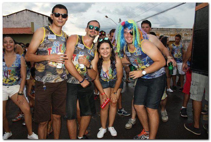 Desfile dos blocos em Inhuma fascinam por onde passam   - Imagem 61