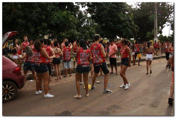 Desfile dos blocos em Inhuma fascinam por onde passam   - Imagem 5