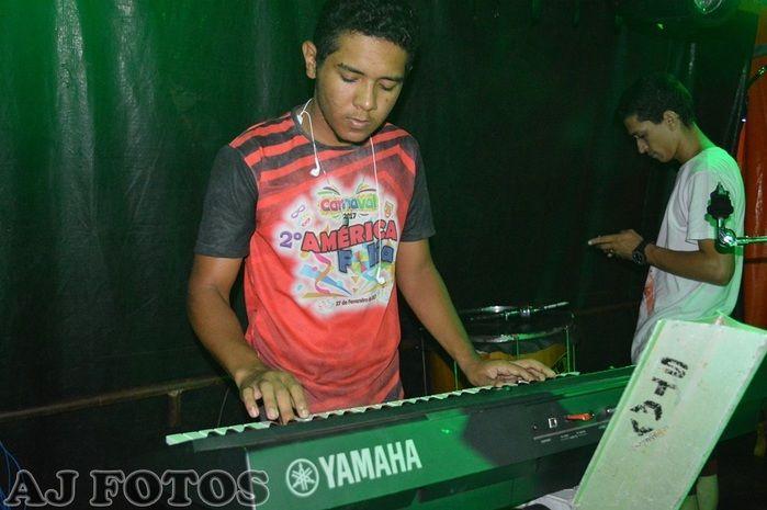 Carnaval contagia foliões. - Imagem 6