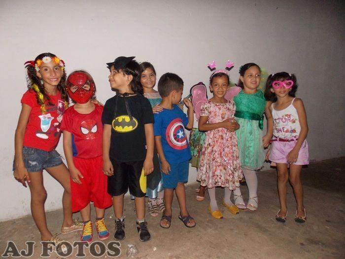 Prefeitura realiza carnaval para as crianças. - Imagem 21