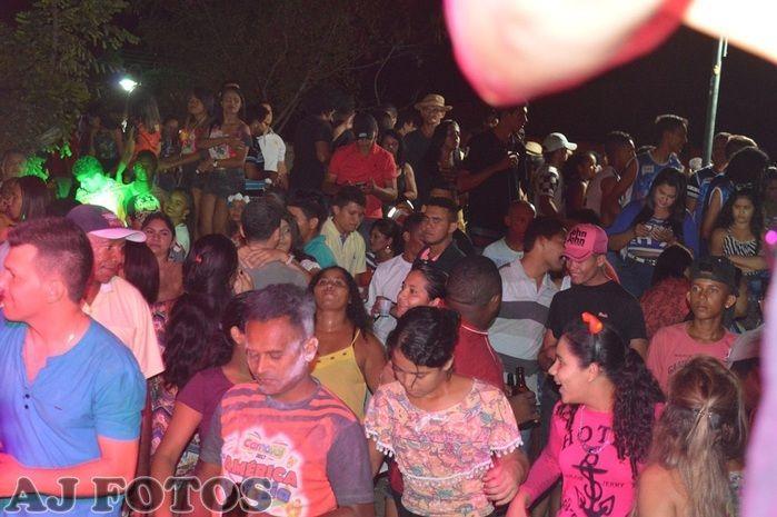 Carnaval contagia foliões. - Imagem 52