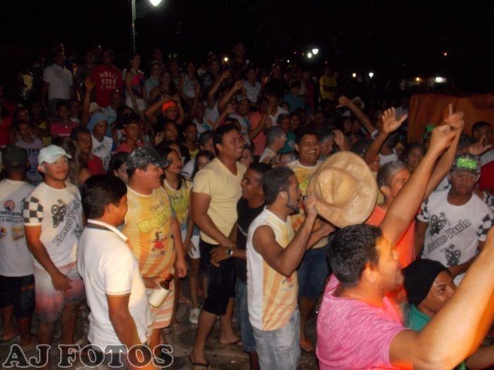 Carnaval contagia foliões. - Imagem 88