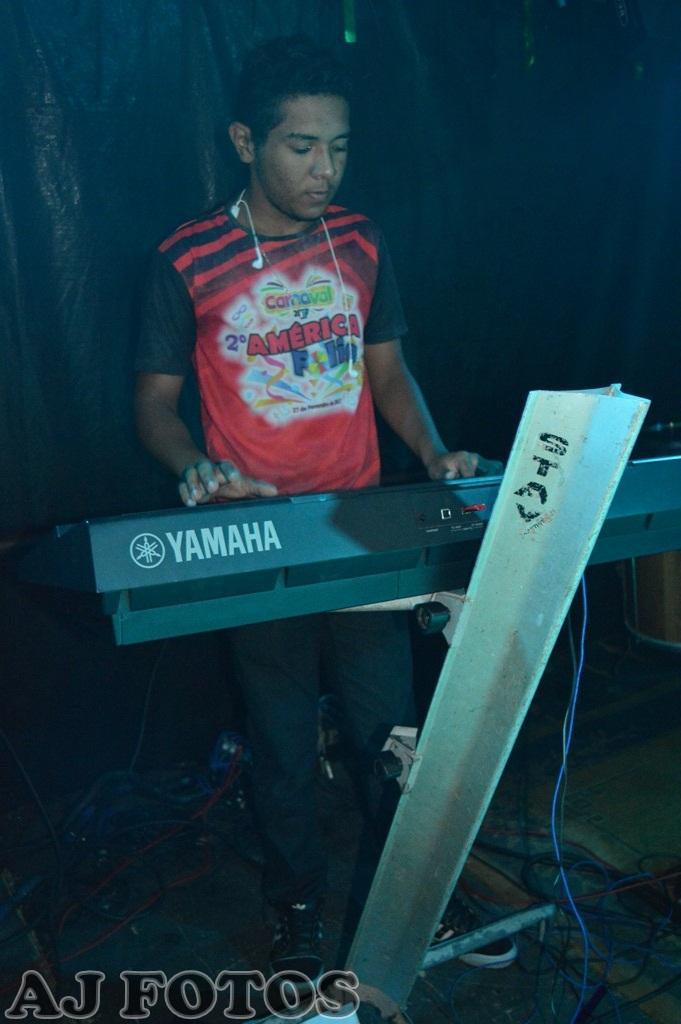 Carnaval contagia foliões. - Imagem 1