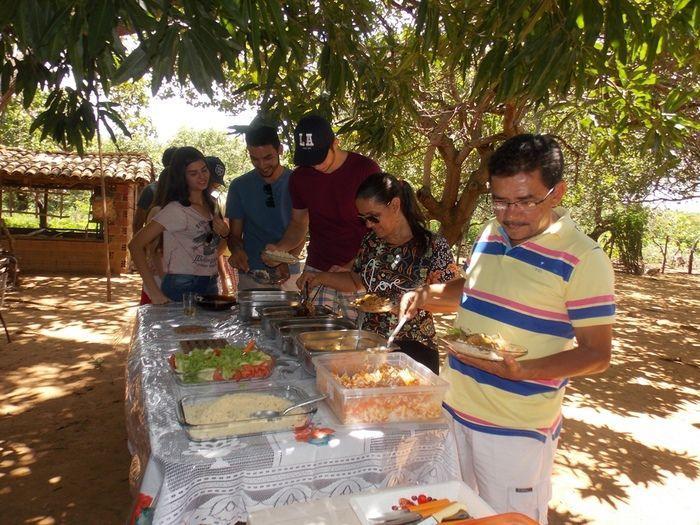 Família realiza almoço de 80 anos do Sr. João Higino. - Imagem 40