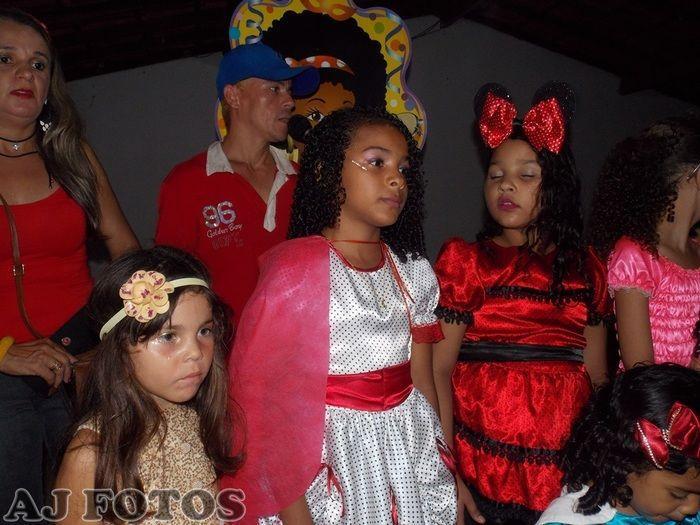 Prefeitura realiza carnaval para as crianças. - Imagem 45