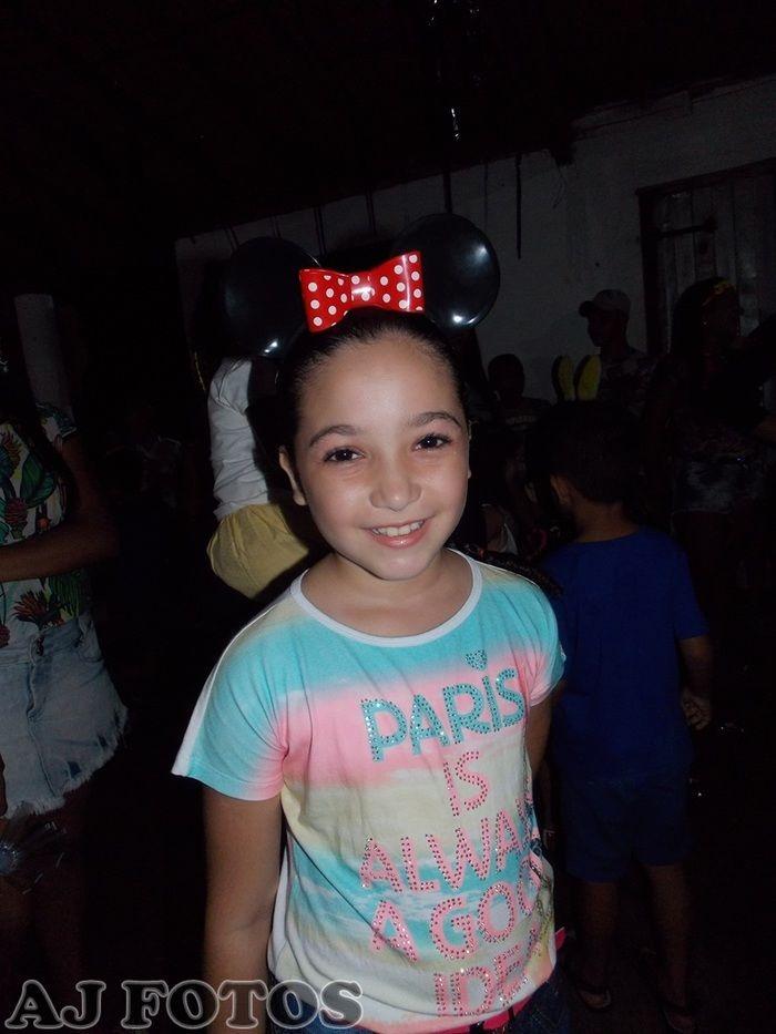 Prefeitura realiza carnaval para as crianças. - Imagem 50