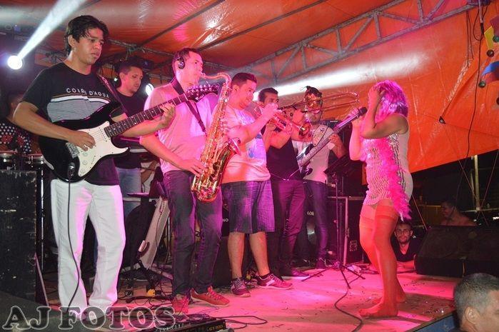 Carnaval contagia foliões. - Imagem 49