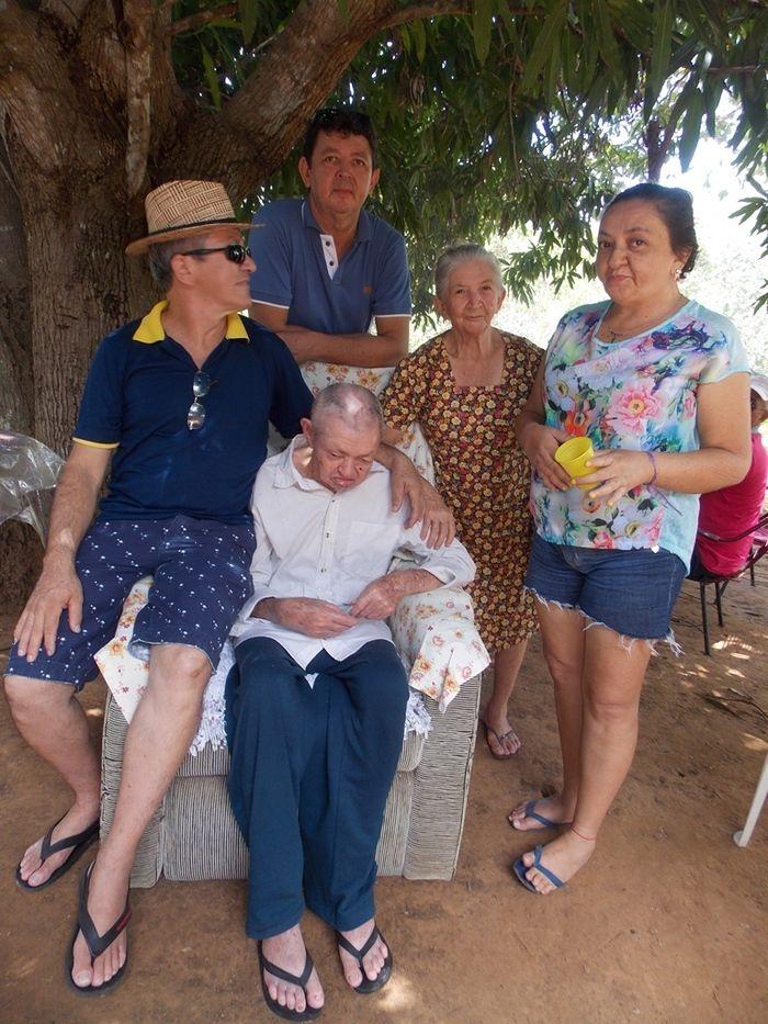 Família realiza almoço de 80 anos do Sr. João Higino. - Imagem 19