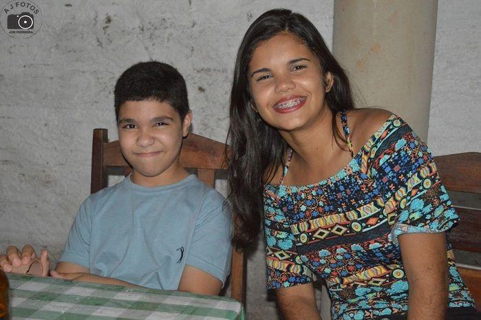 Jantar de aniversário da jovem Elaine. - Imagem 19