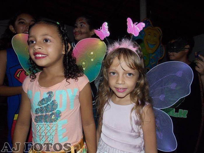 Prefeitura realiza carnaval para as crianças. - Imagem 38