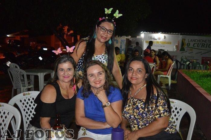 Carnaval contagia foliões. - Imagem 8