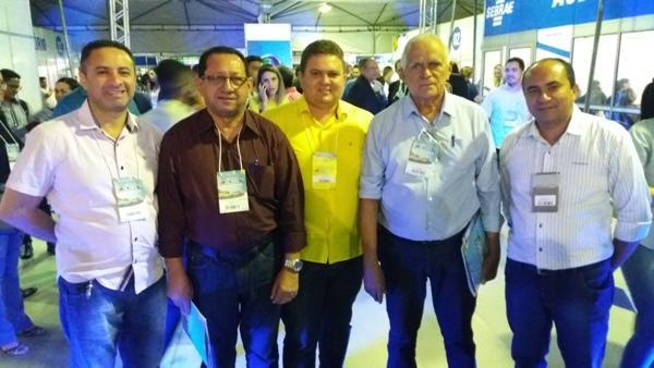 Prefeito e equipe participam do congresso das cidades - Imagem 10