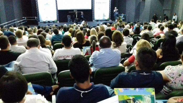 Prefeito Valmir Barbosa, e equipe buscam parcerias no Congresso - Imagem 41