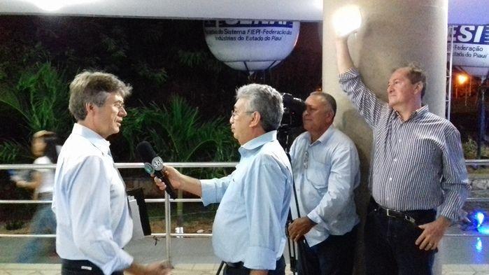 Prefeito Valmir Barbosa, e equipe buscam parcerias no Congresso - Imagem 87