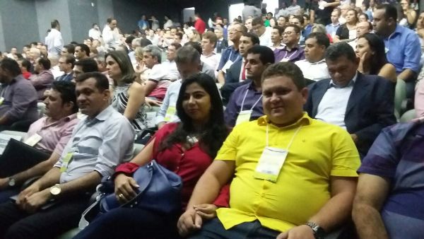Prefeito e equipe participam do congresso das cidades - Imagem 13