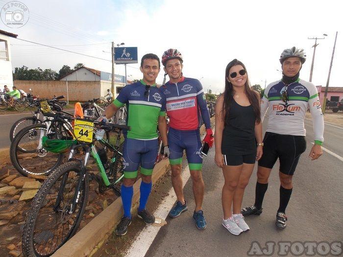 Centenas de ciclistas participaram da realização do II Cicloturismo - Imagem 24