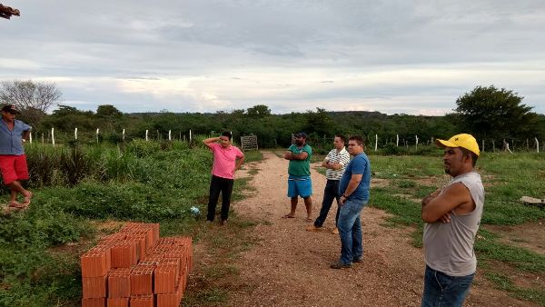 Secretária de saúde Bruna Lara solicita reforma do matadouro - Imagem 9