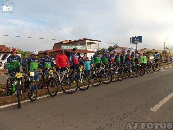 Centenas de ciclistas participaram da realização do II Cicloturismo - Imagem 36